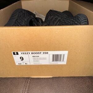 Yeezy Boost 350 pirate/black original first drop size 9 Men